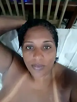 Maliaebonyfetish online show from 01/08/26, 07:31