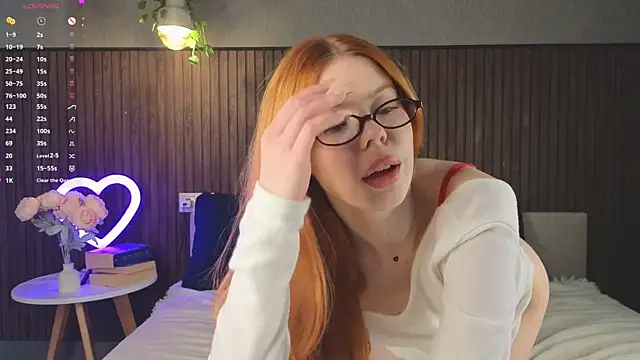 Snapshot of foxyriss chatting on 02/05/26, 06:53 foxyriss online show from 02/05/26, 06:53