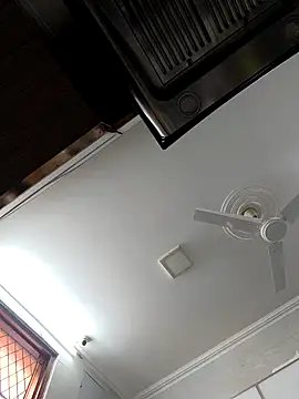 Hot-Sana2 online show from 12/17/25, 06:40