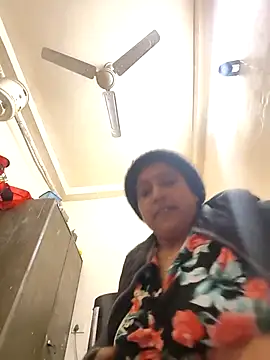 Hot-Sana2 online show from 12/05/25, 04:38