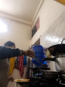 Hot-Sana2 online show from 11/11/25, 05:46