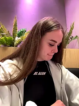 KristiRich online show from 11/04/25, 07:56