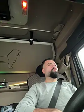 JanSy0 online show from 12/19/25, 01:35