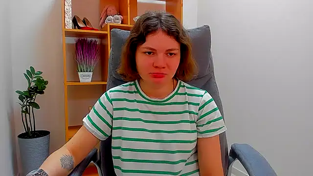 Stella-Maers online show from 04/14/26, 07:13