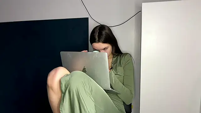 TeofilqKoral online show from 11/23/25, 06:56