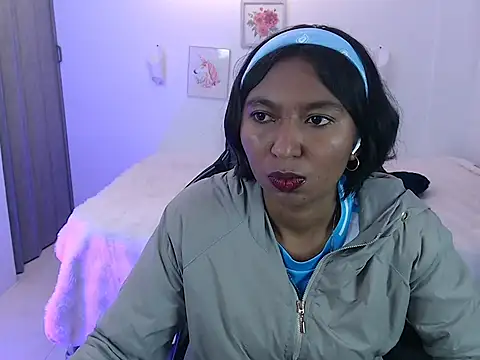 Samanta 777 online show from 04/18/26, 08:16