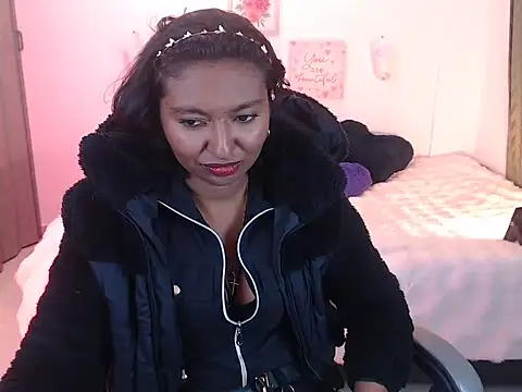 Samanta 777 online show from 04/15/26, 04:40