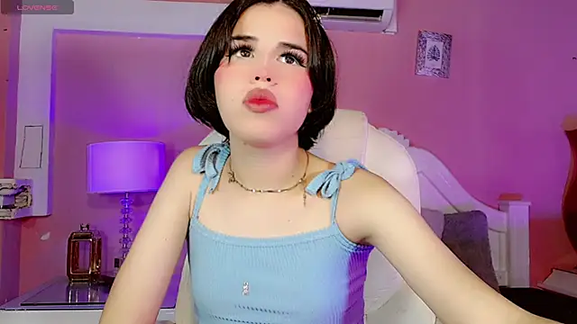 ClaudiaSophia online show from 11/14/25, 11:25