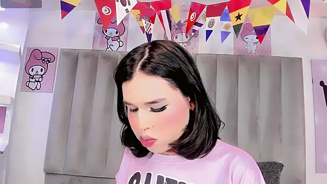 ClaudiaSophia online show from 07/13/26, 10:25