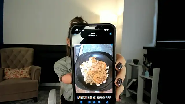 VanitaOkamoto online show from 11/05/25, 11:24