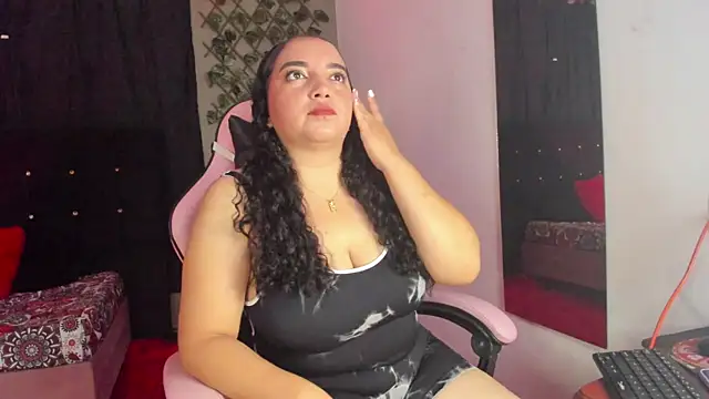 Snapshot of Miia_wilson chatting on 11/04/25, 01:04 Miia wilson online show from 11/04/25, 01:04