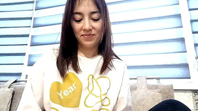 Snapshot of Sofiagreetings chatting on 11/17/25, 05:33 Sofiagreetings online show from 11/17/25, 05:33