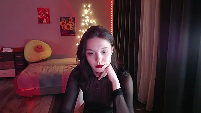 dolll maiya online show from 12/22/25, 06:19