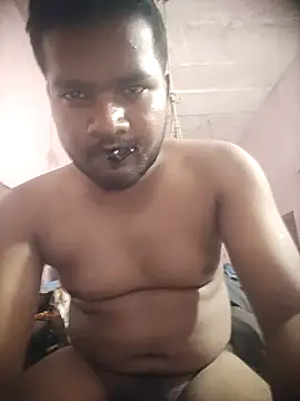 Snapshot of momsonstory chatting on 11/12/25, 02:54 momsonstory online show from 11/12/25, 02:54