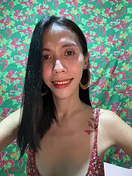 Snapshot of bellaUtops chatting on 02/16/26, 12:04 bellaUtops online show from 02/16/26, 12:04