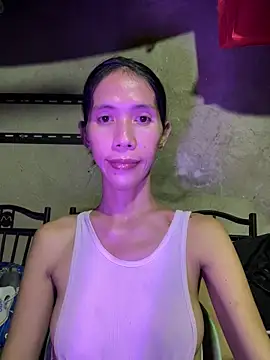 bellaUtops online show from 04/08/26, 03:02