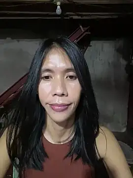 Snapshot of bellaUtops chatting on 04/18/26, 02:30 bellaUtops online show from 04/18/26, 02:30