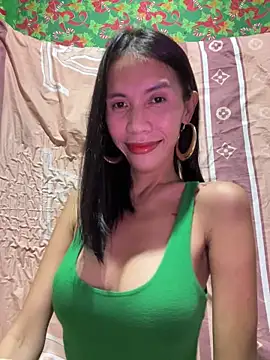 Snapshot of bellaUtops chatting on 02/28/26, 05:29 bellaUtops online show from 02/28/26, 05:29