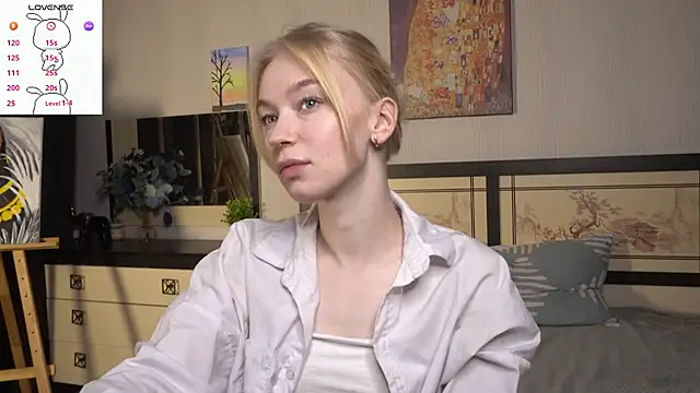 ShanelTunon online show from 11/22/25, 07:02