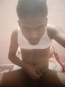 Snapshot of marathicpl25 chatting on 11/05/25, 08:45 marathicpl25 online show from 11/05/25, 08:45