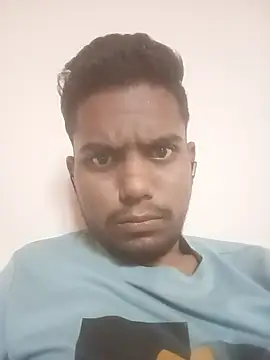 Snapshot of marathicpl25 chatting on 11/09/25, 11:03 marathicpl25 online show from 11/09/25, 11:03