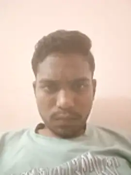 Snapshot of marathicpl25 chatting on 11/24/25, 02:39 marathicpl25 online show from 11/24/25, 02:39