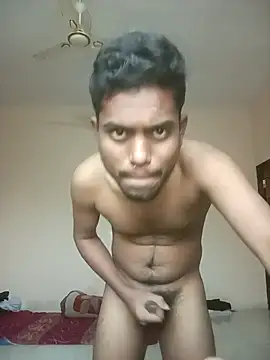 Snapshot of marathicpl25 chatting on 11/19/25, 11:21 marathicpl25 online show from 11/19/25, 11:21