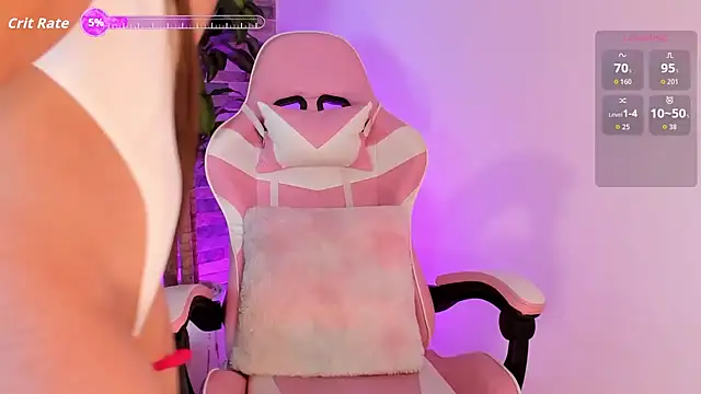 emily montoya1 online show from 11/11/25, 12:05