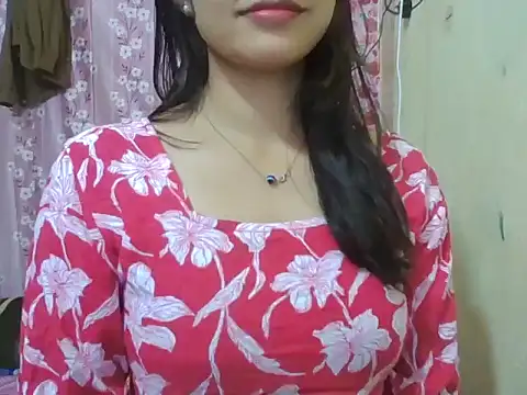 Snapshot of pragya_44 chatting on 02/01/26, 06:55 pragya 44 online show from 02/01/26, 06:55