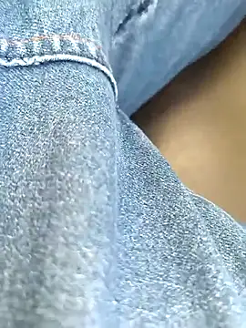 Snapshot of 1anonimous chatting on 11/12/25, 02:32 1anonimous online show from 11/12/25, 02:32