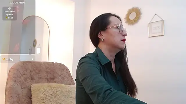 Lauryn Jones online show from 03/14/26, 04:13