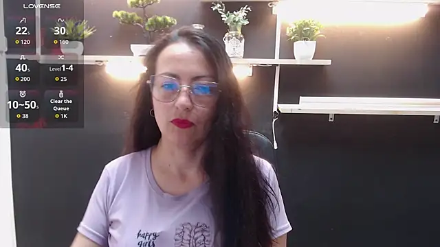 Lauryn Jones online show from 04/08/26, 07:04