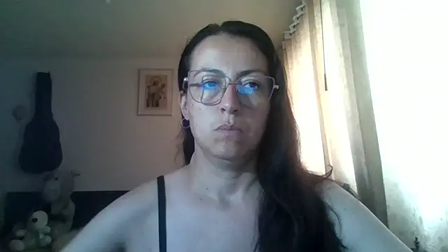 Lauryn Jones online show from 04/04/26, 05:08