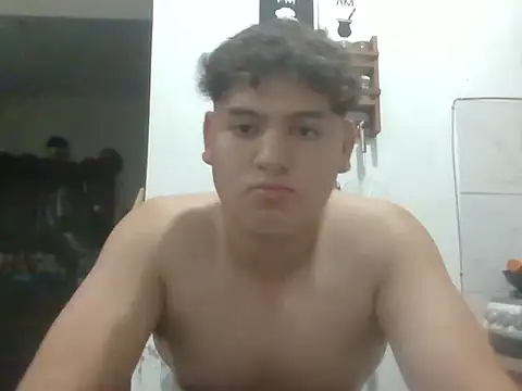 Snapshot of Myboy0020 chatting on 01/14/26, 03:43 Myboy0020 online show from 01/14/26, 03:43