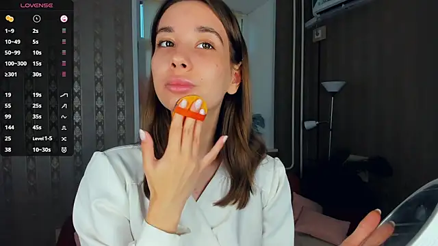 JacalynSchreiber online show from 11/27/25, 10:05