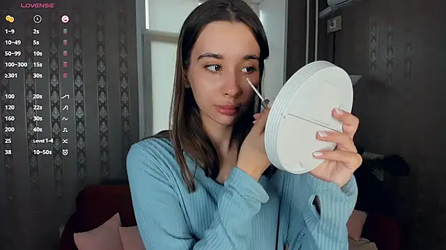 JacalynSchreiber online show from 11/19/25, 12:05