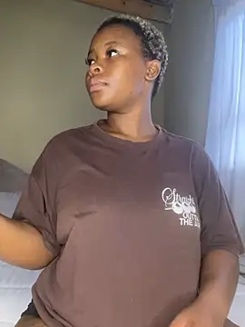 MiyaXo2 online show from 03/26/26, 12:14