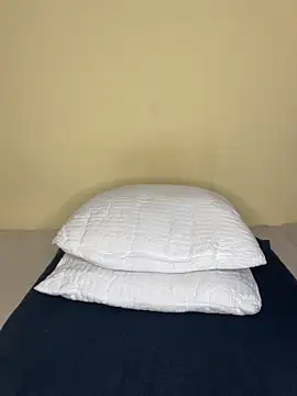 MiyaXo2 online show from 12/02/25, 08:54