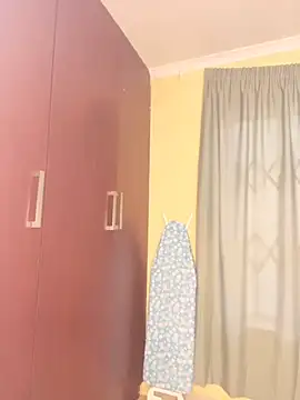 MiyaXo2 online show from 11/30/25, 03:13