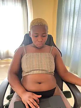 MiyaXo2 online show from 11/25/25, 01:55