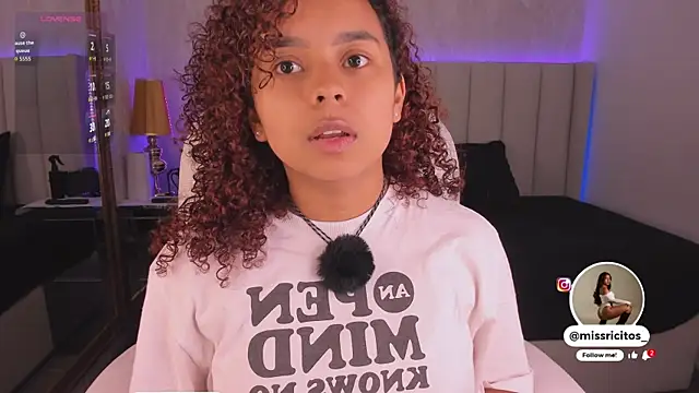 LaraCurls online show from 11/13/25, 11:36