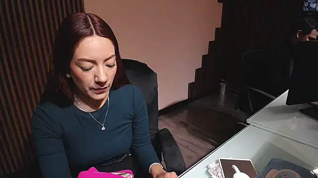 desk desire online show from 02/20/26, 12:29