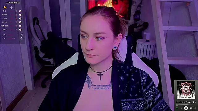 RetroMarie online show from 11/08/25, 08:40