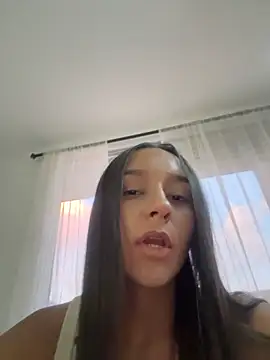 Snapshot of Brunettecollins05 chatting on 03/28/26, 11:17 Brunettecollins05 online show from 03/28/26, 11:17