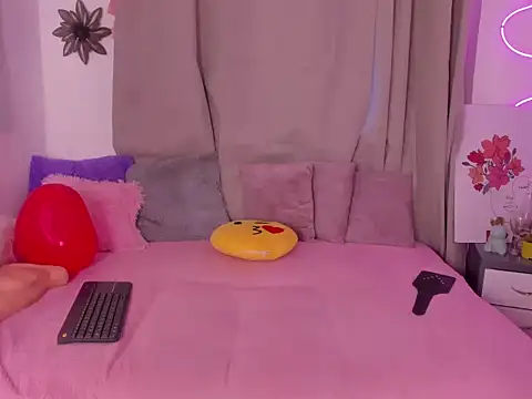 Snapshot of alanaa_gomezz chatting on 02/17/26, 07:55 alanaa gomezz online show from 02/17/26, 07:55