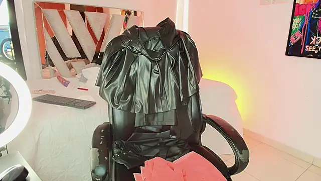 Ebonynaughty online show from 11/09/25, 03:27