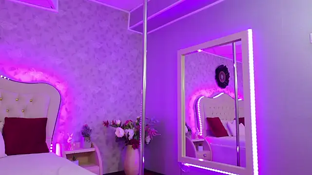 GracieCute online show from 04/05/26, 03:13