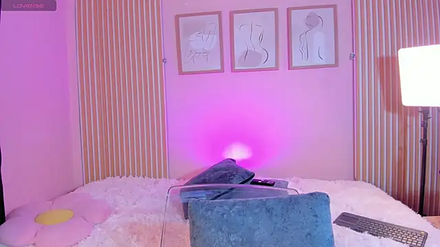 AshleyCooper2 online show from 02/26/26, 07:58