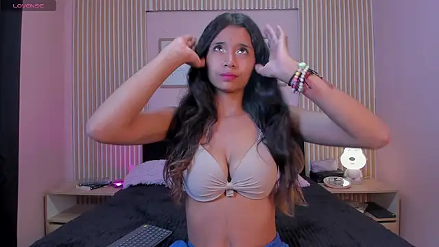 AshleyCooper2 online show from 11/14/25, 05:38