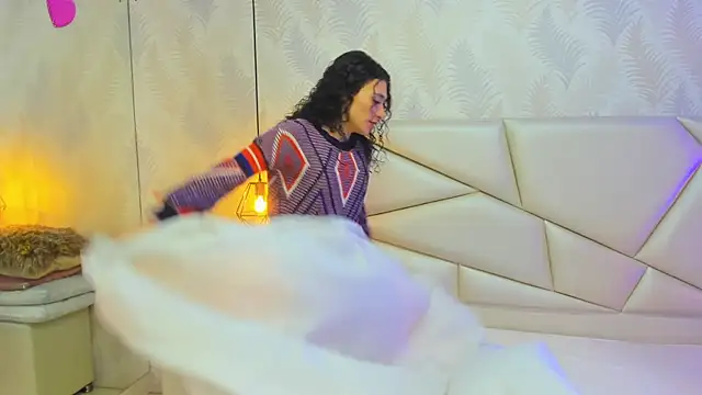 laurettedela rouse online show from 12/02/25, 11:01